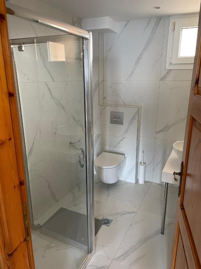 Elvetia Villa Potos Bagian luar foto